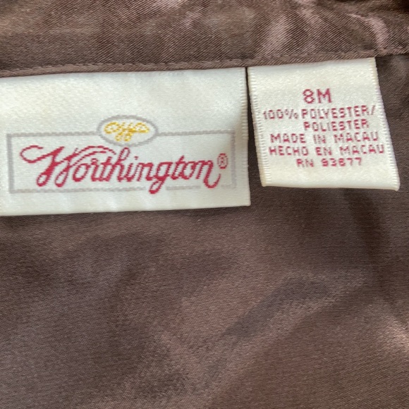 Gorgeous Shiny Chocolate Brown Blouse. Size 8 - Picture 4 of 4